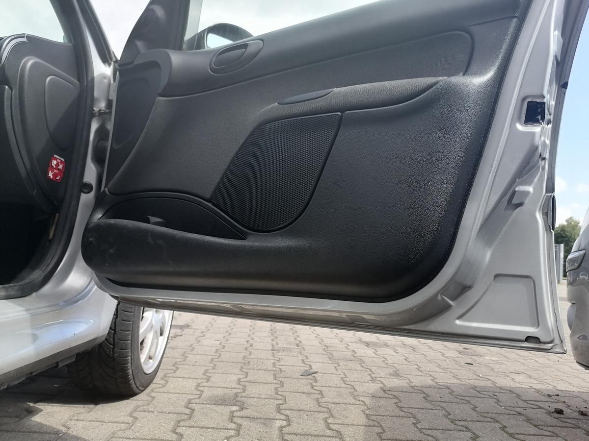 Peugeot206+ original T&uuml;r vorn rechts EZR Aluminiumgrau 5-T&uuml;rer Rohbau Bj.2011